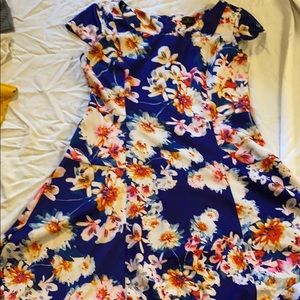floral peplum dress!!